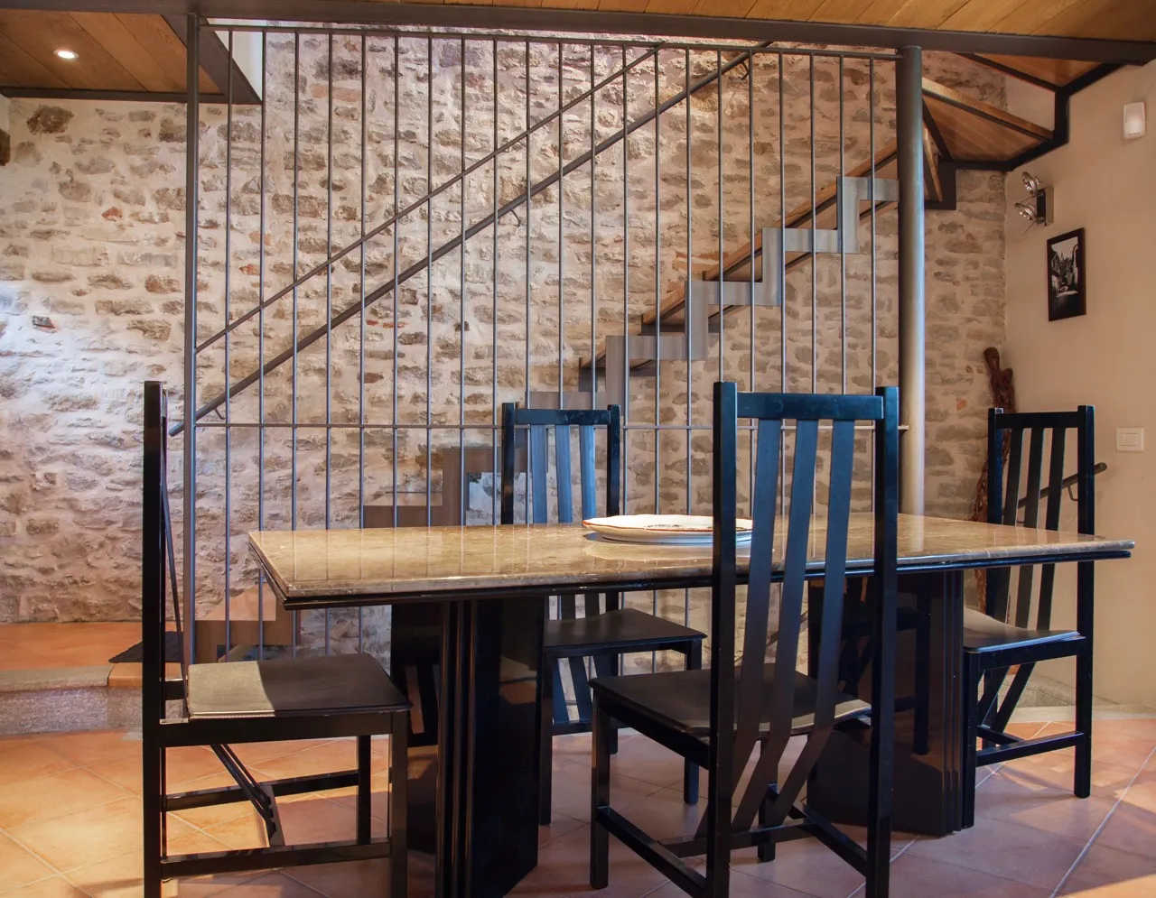 Sala Maison des Roses - Case Vacanze a Bossolasco - Veglio Family Farm